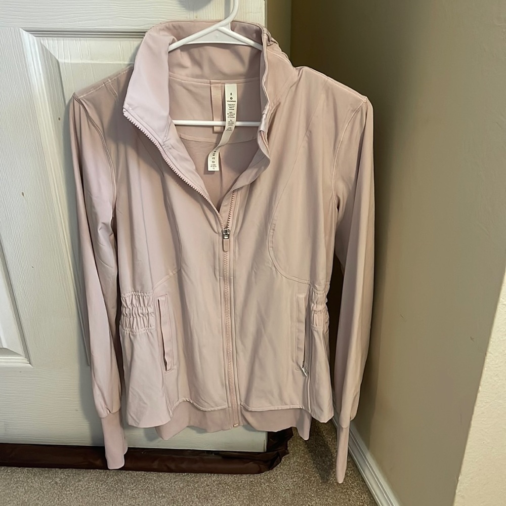 NWOT- Lululemon Cinched Waist Jacket